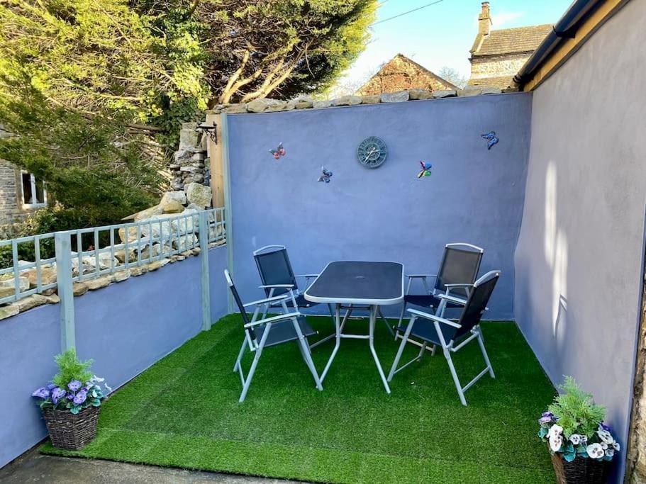 Babbling Brook Cottage Stony Middleton Exterior foto